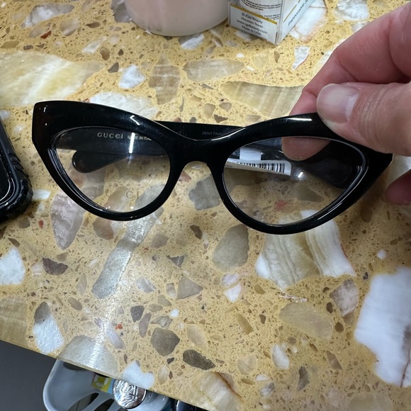 Gucci eyes glasses